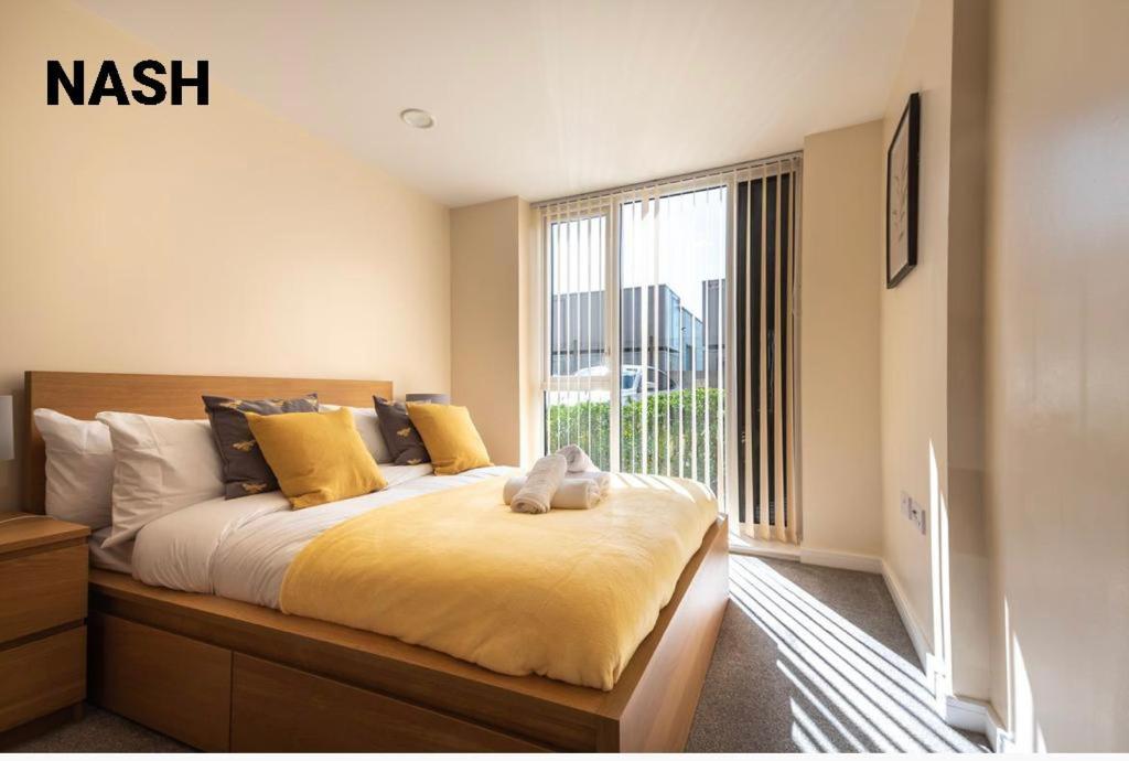 Stylish 2 Bedroom Apartment-Short Term Lets & Serviced Accomodation Reading Esterno foto