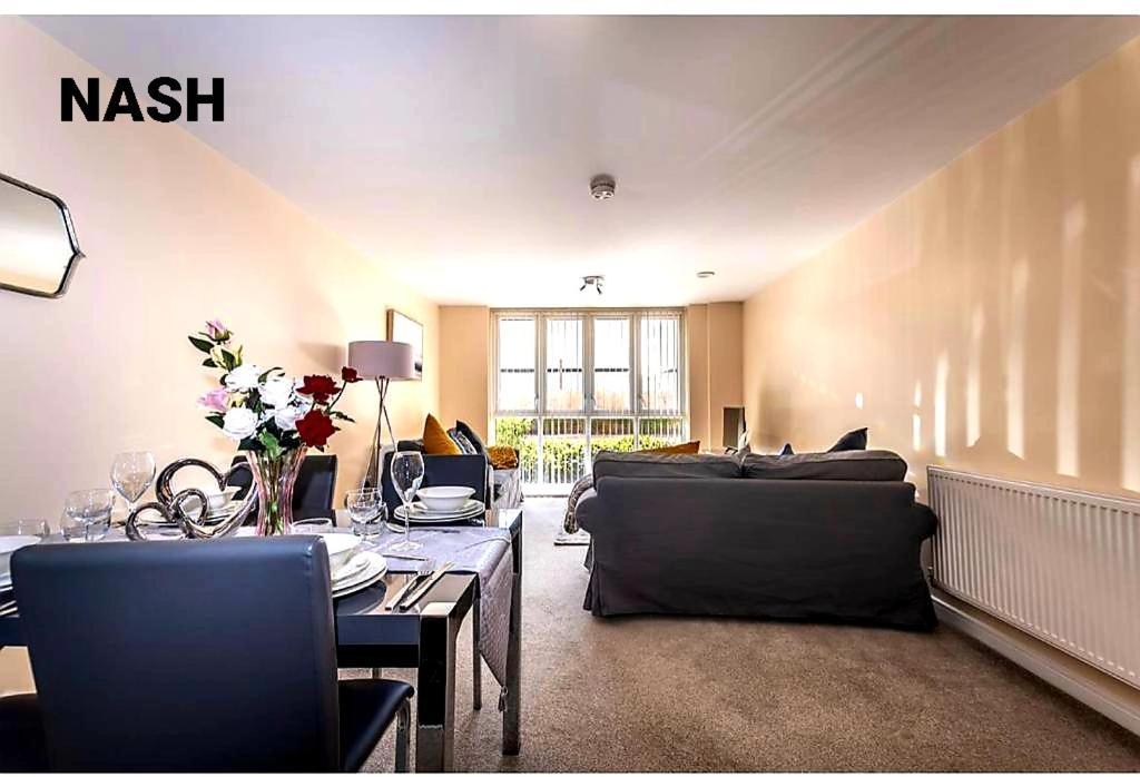 Stylish 2 Bedroom Apartment-Short Term Lets & Serviced Accomodation Reading Esterno foto